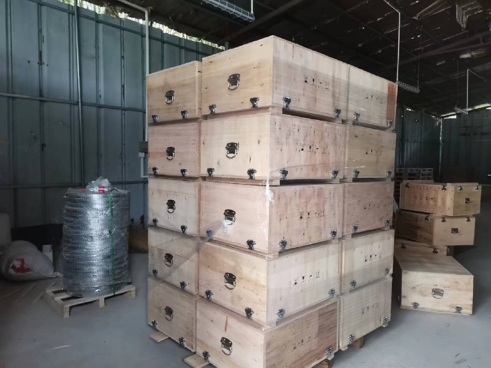 可拆式重型木质设备包装箱